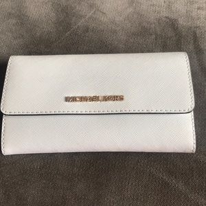 Micheal kors wallet